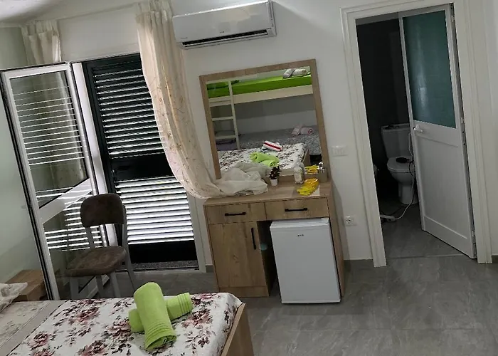 Hotel Restorant Anxhelo * Shetaj